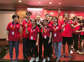 公司團(tuán)隊(duì)活動(dòng)合照