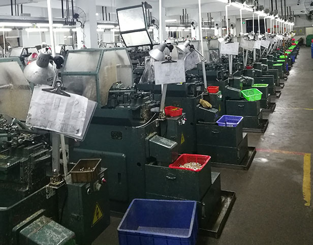 車(chē)床件加工車(chē)間